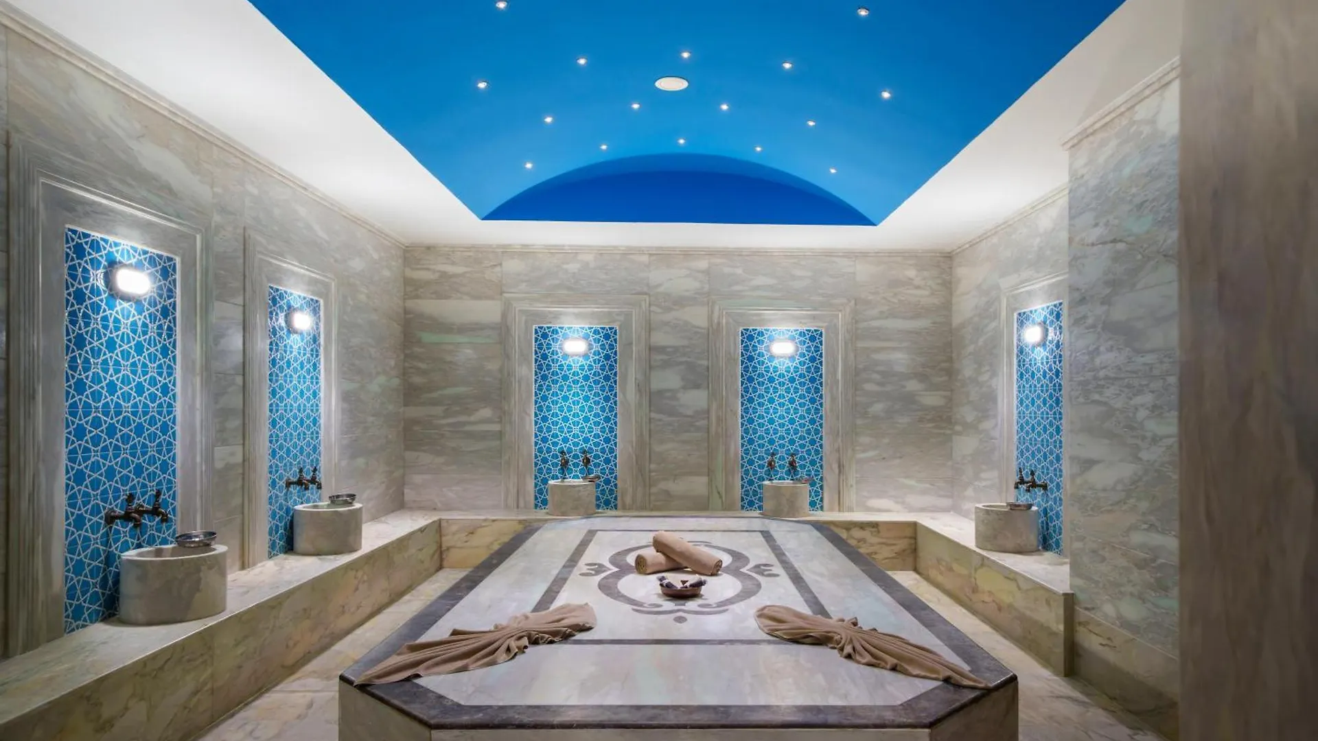 Liberty Kusadasi Hotel